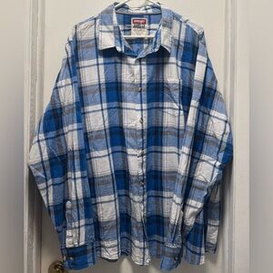 Wrangler Blue and White Plaid Shirt